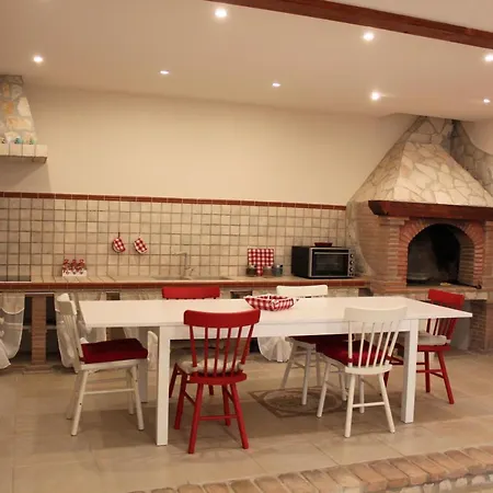 Casa de Férias La Casa Del Fico Con Piscina Pescia Romana