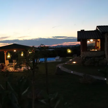 Holiday home La Casa Del Fico Con Piscina