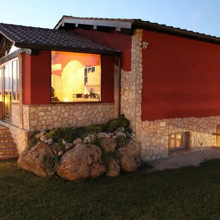 La Casa Del Fico Con Piscina Holiday home Pescia Romana